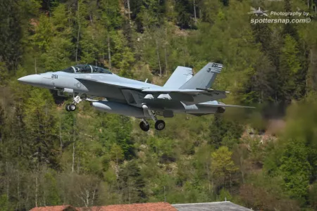 Peter_Anderfuhren_spottersnap_Super Hornet (34).webp