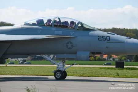 Peter_Anderfuhren_spottersnap_Super Hornet (14).webp